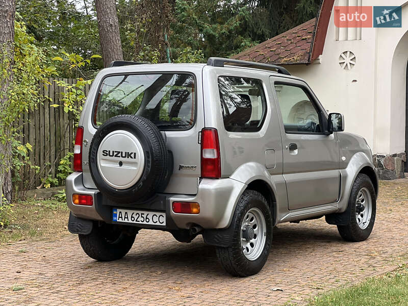 Внедорожник / Кроссовер Suzuki Jimny 2015 в Киеве фото 20 Внедорожник / Кроссовер Suzuki Jimny 2015 в Киеве