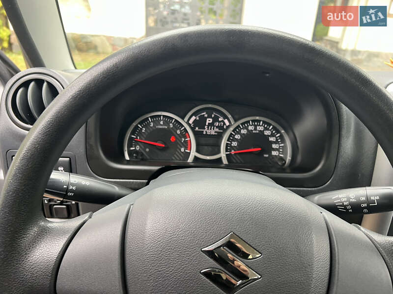 Внедорожник / Кроссовер Suzuki Jimny 2015 в Киеве фото 58 Внедорожник / Кроссовер Suzuki Jimny 2015 в Киеве