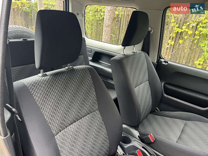 Внедорожник / Кроссовер Suzuki Jimny 2015 в Киеве фото 77 Внедорожник / Кроссовер Suzuki Jimny 2015 в Киеве