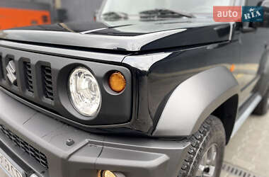 Позашляховик / Кросовер Suzuki Jimny 2019 в 
