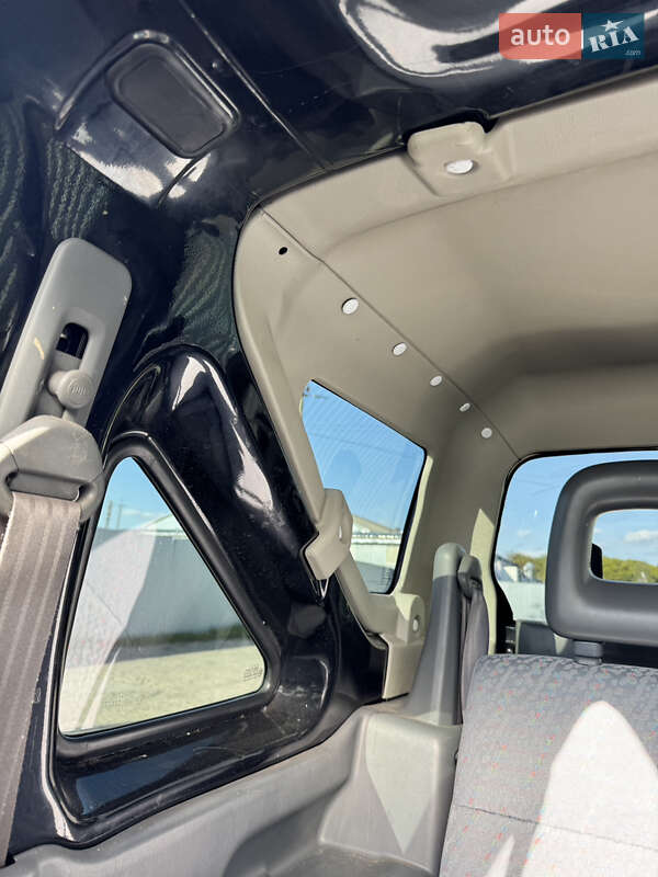 Позашляховик / Кросовер Suzuki Jimny 2003 в Львові