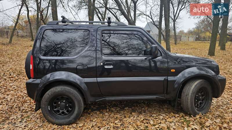 Позашляховик / Кросовер Suzuki Jimny 2006 в Запоріжжі фото 2 Позашляховик / Кросовер Suzuki Jimny 2006 в Запоріжжі