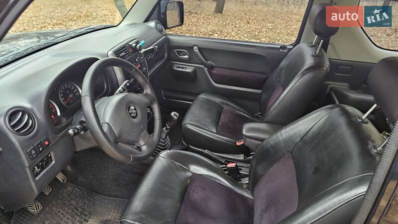 Позашляховик / Кросовер Suzuki Jimny 2006 в Запоріжжі фото 19 Позашляховик / Кросовер Suzuki Jimny 2006 в Запоріжжі