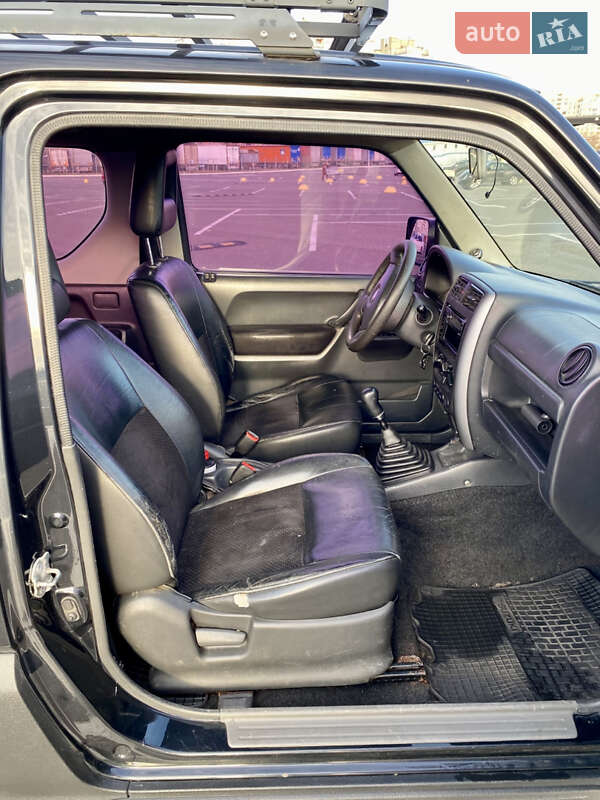 Внедорожник / Кроссовер Suzuki Jimny 2006 в Киеве фото 6 Внедорожник / Кроссовер Suzuki Jimny 2006 в Киеве