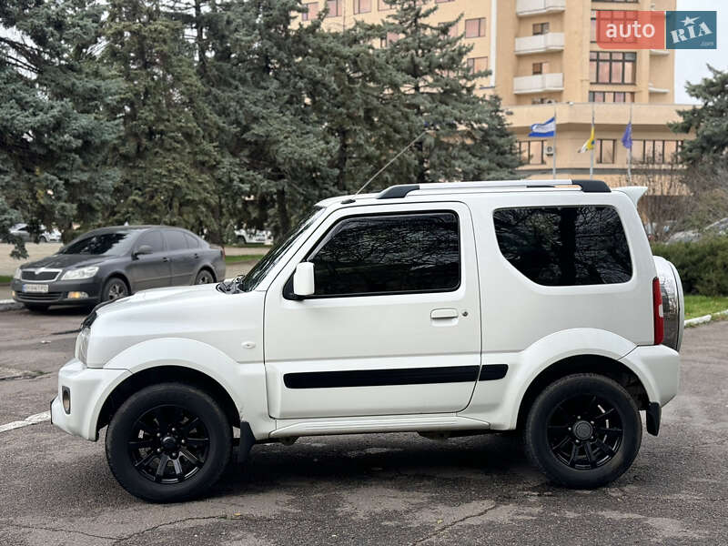 Внедорожник / Кроссовер Suzuki Jimny 2014 в Черноморске фото 3 Внедорожник / Кроссовер Suzuki Jimny 2014 в Черноморске