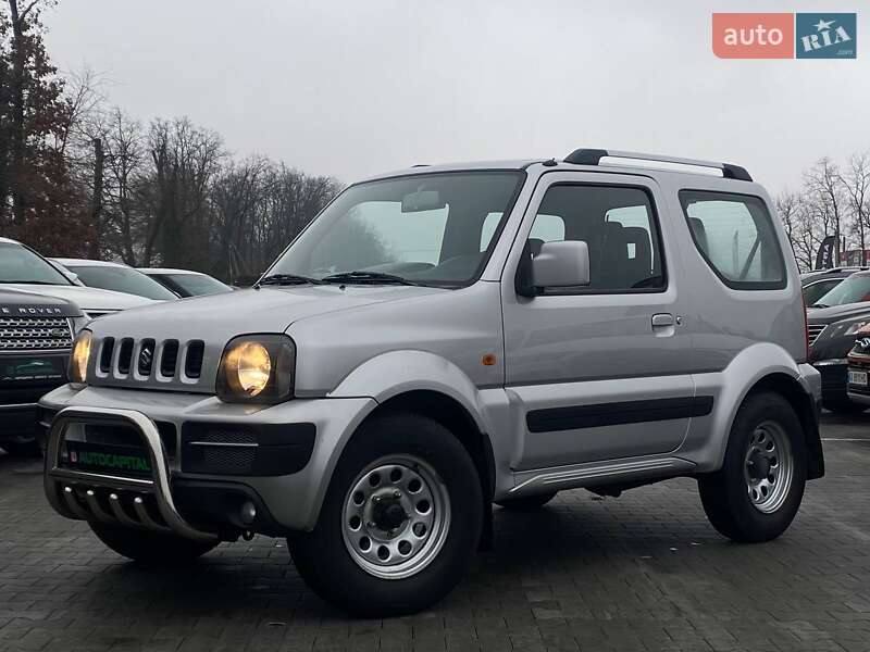 Suzuki Jimny 2011