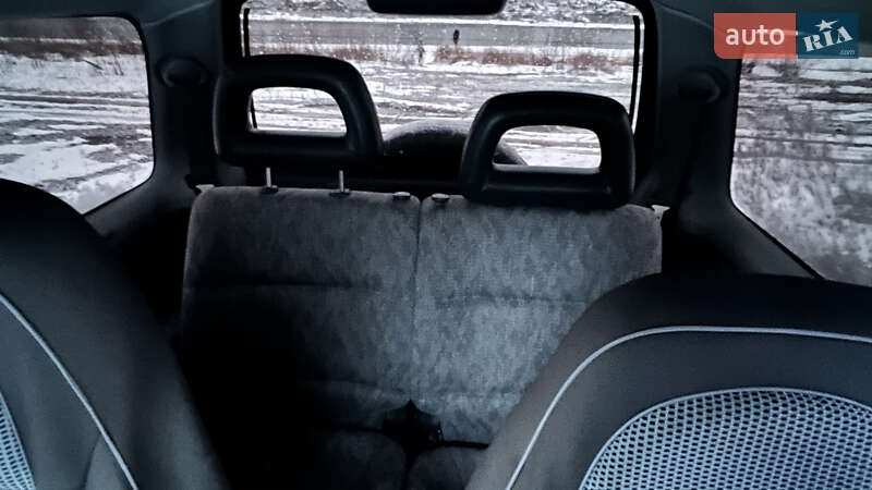 Внедорожник / Кроссовер Suzuki Jimny 1998 в Черновцах фото 14 Внедорожник / Кроссовер Suzuki Jimny 1998 в Черновцах