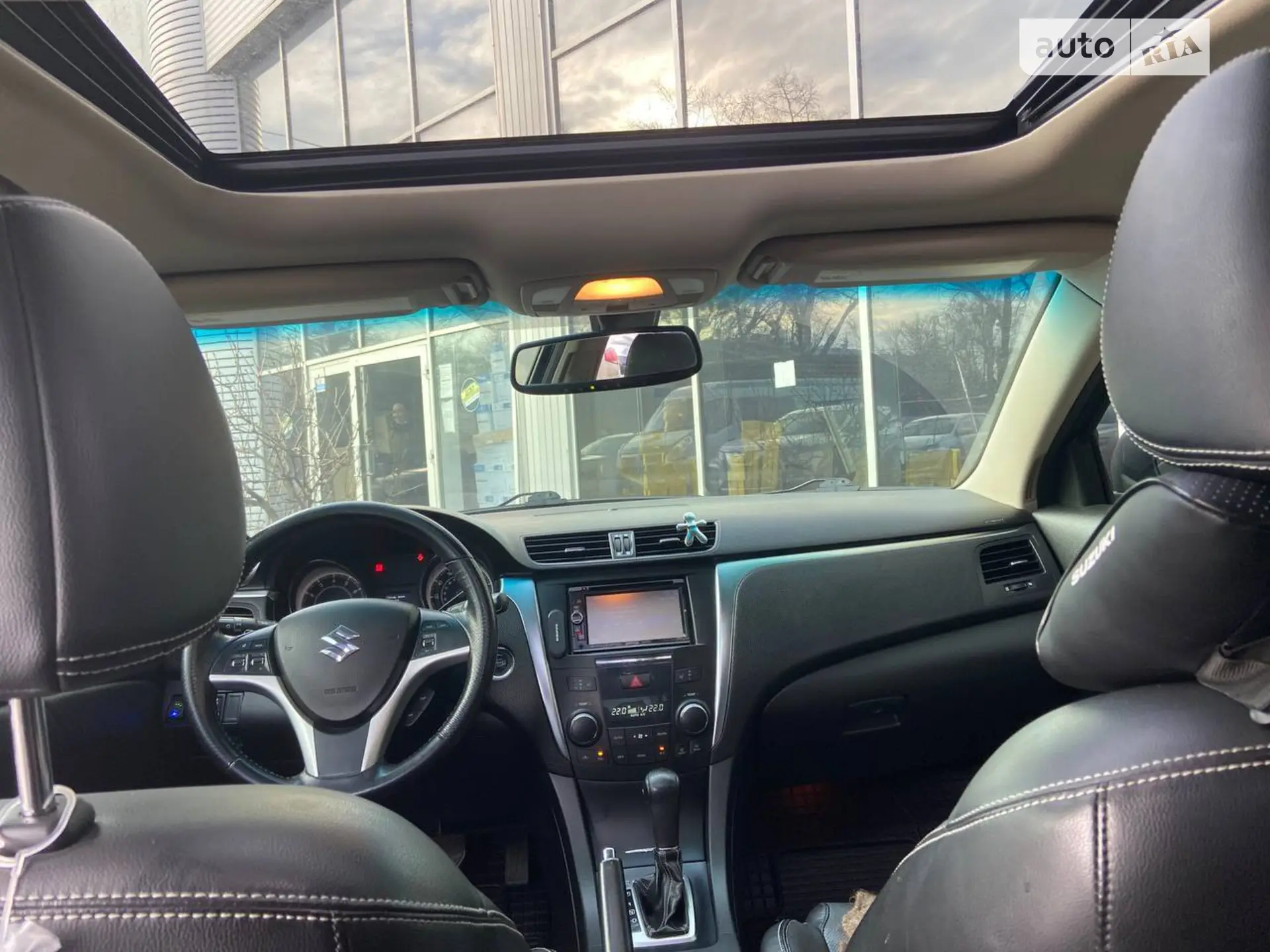 2011 Suzuki Kizashi - мініатюра 21