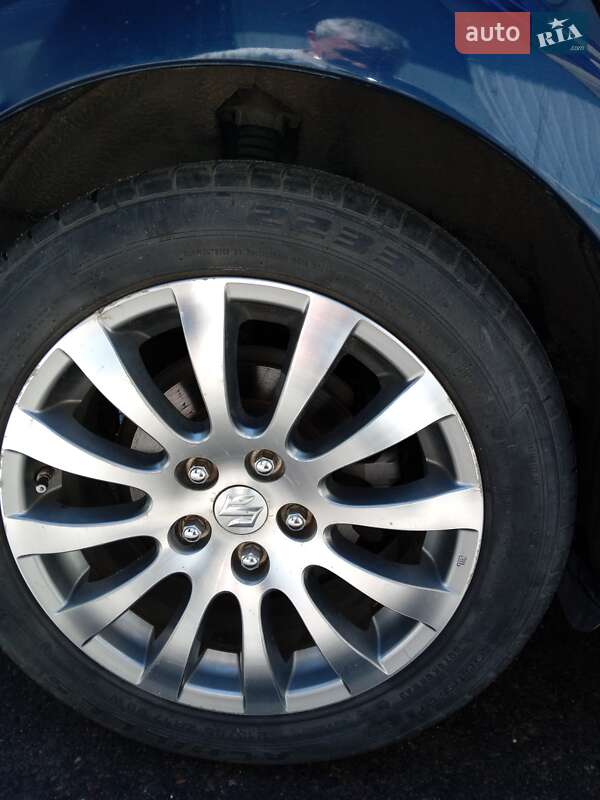 Седан Suzuki Kizashi 2010 в Тернополе