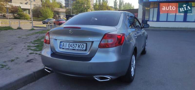 Седан Suzuki Kizashi 2011 в Києві