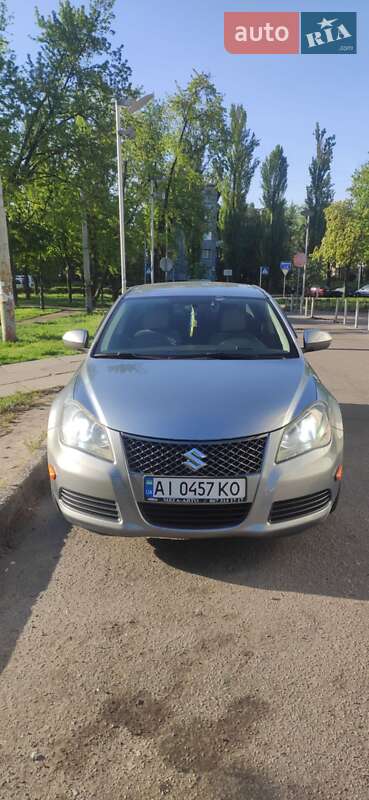 Suzuki Kizashi 2011