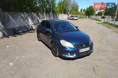 Седан Suzuki Kizashi 2012 в Києві
