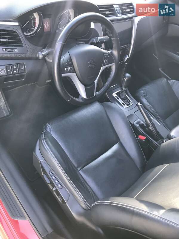Седан Suzuki Kizashi 2010 в Тернополі