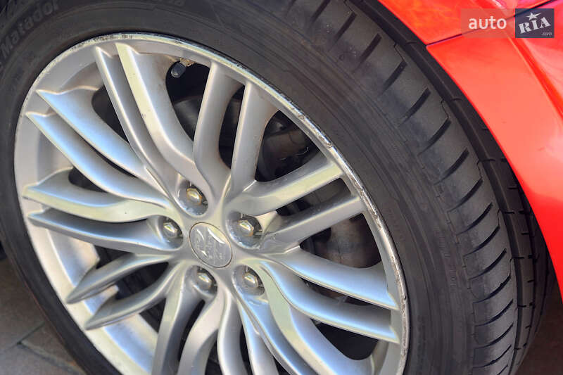 Седан Suzuki Kizashi 2010 в Рівному