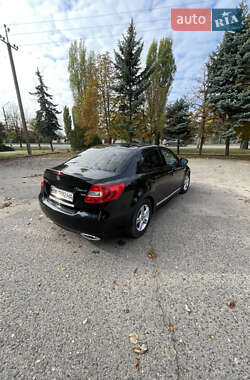 Седан Suzuki Kizashi 2010 в  фото 22 Седан Suzuki Kizashi 2010 в