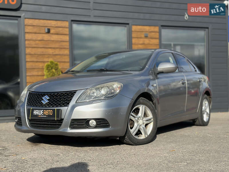 Седан Suzuki Kizashi 2010 в Шептицькому