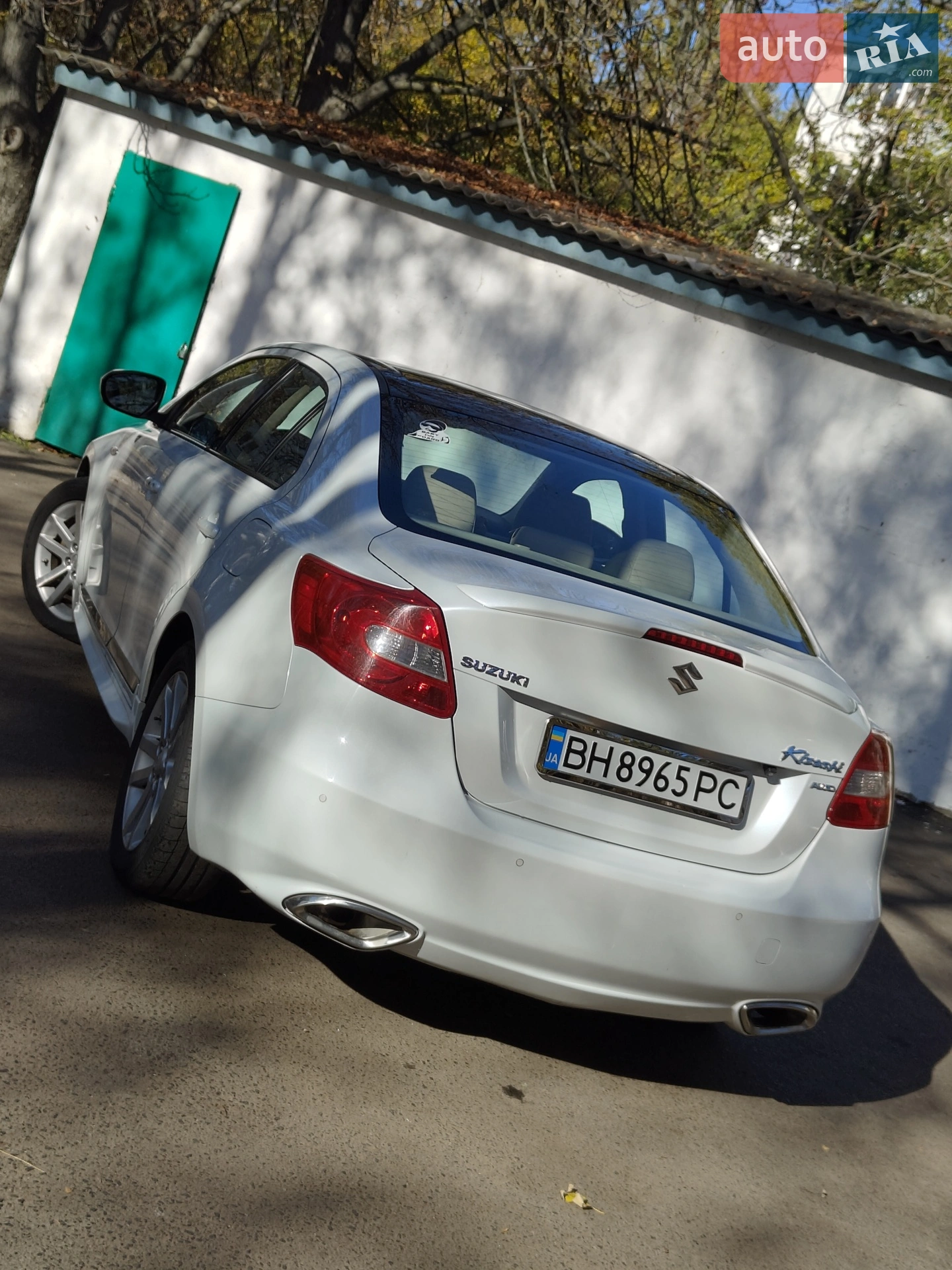 2010 Suzuki Kizashi - мініатюра 3
