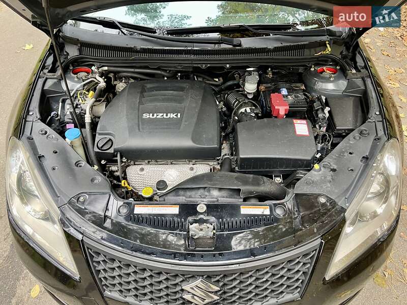 Седан Suzuki Kizashi 2012 в Киеве