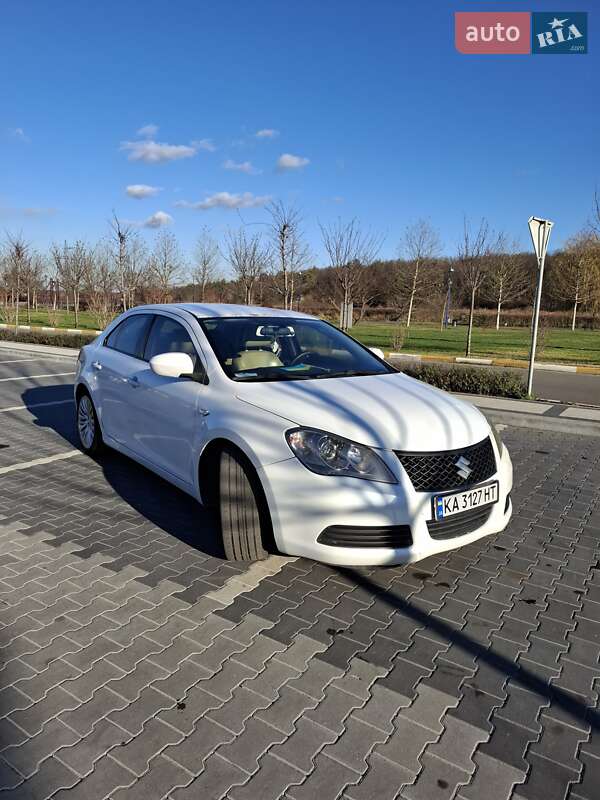 Седан Suzuki Kizashi 2011 в Ирпене