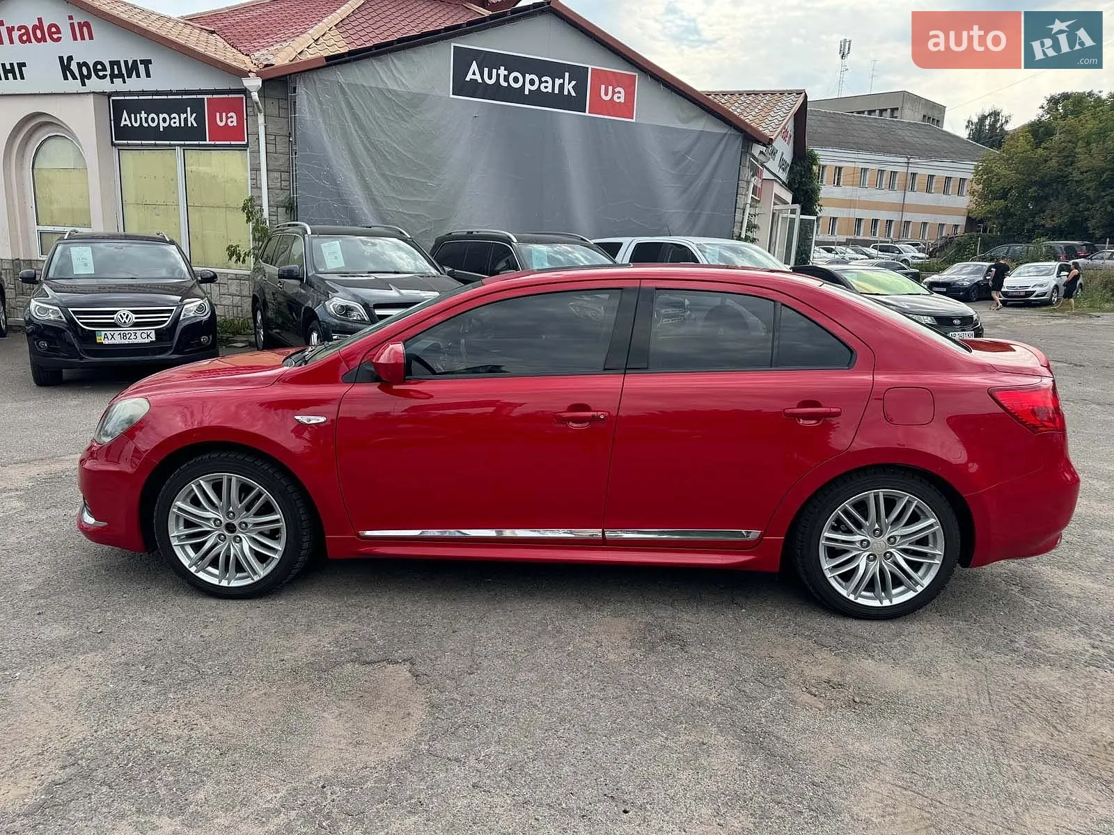 2011 Suzuki Kizashi - мініатюра 11