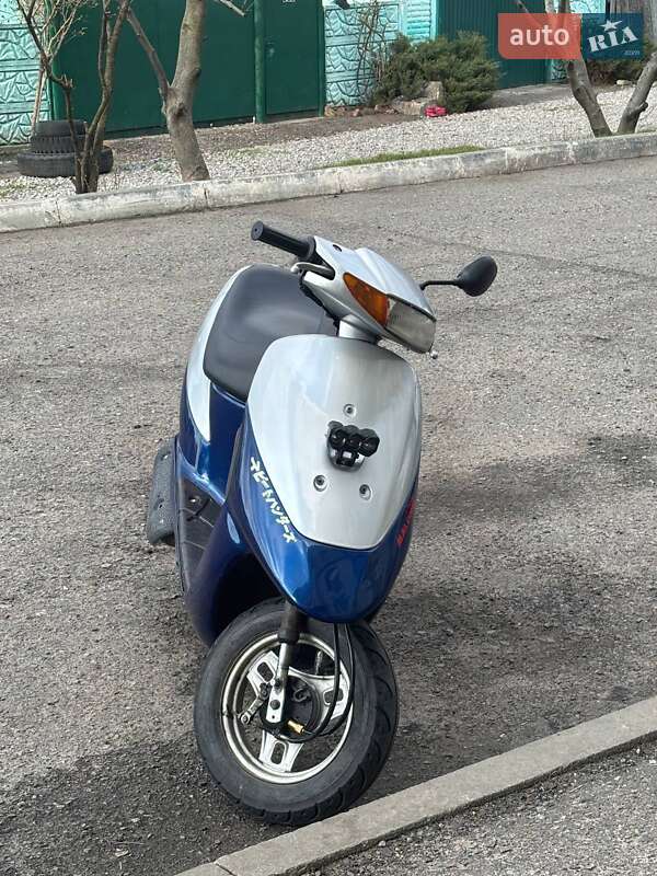Скутер Suzuki Lets 2 2001 в Новой Водолаге