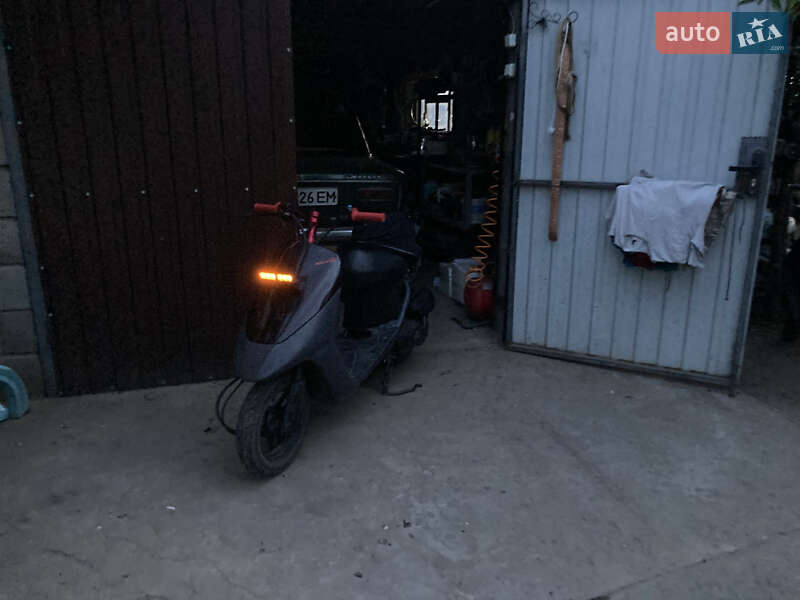 Скутер Suzuki Lets 2 2001 в 