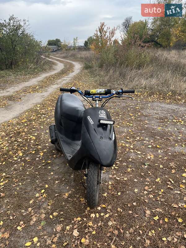 Мопеди Suzuki Lets 2 2004 в Нових Санжарах фото 4 Мопеди Suzuki Lets 2 2004 в Нових Санжарах