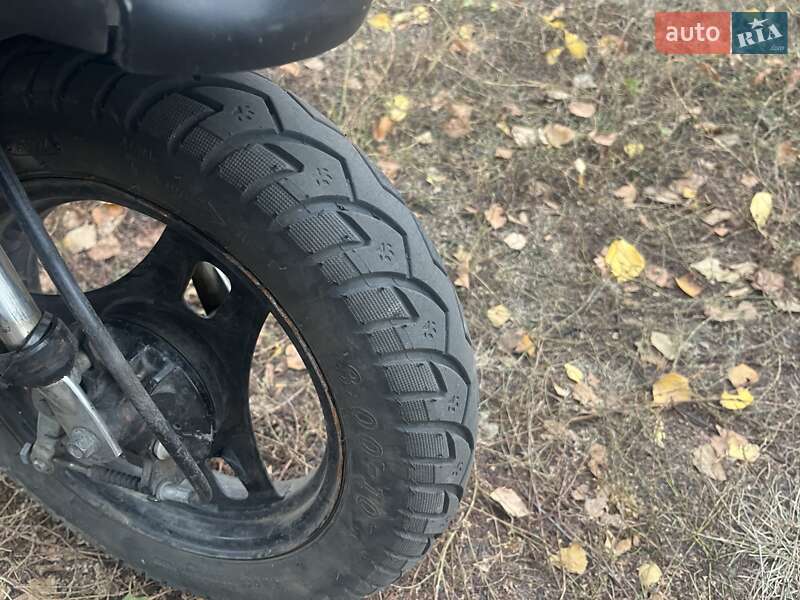 Мопеди Suzuki Lets 2 2004 в Нових Санжарах фото 8 Мопеди Suzuki Lets 2 2004 в Нових Санжарах