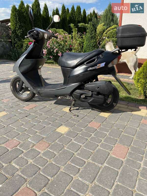 Скутер Suzuki Lets 3 2010 в Жовкве