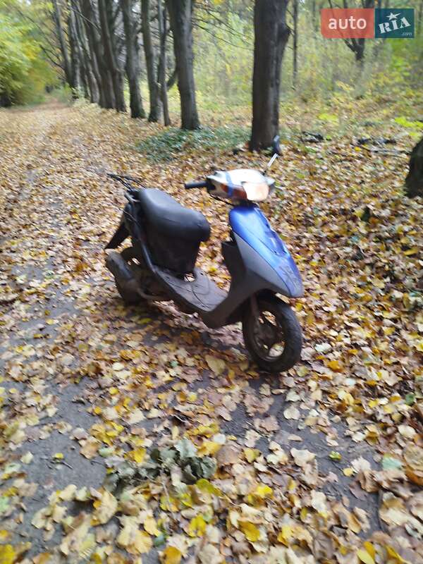 Скутер Suzuki Lets 3 2009 в Здолбуніві фото 3 Скутер Suzuki Lets 3 2009 в Здолбуніві
