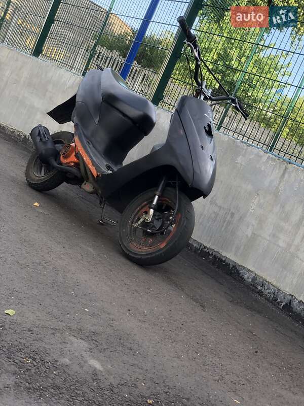 Suzuki Lets 2011