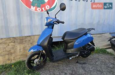 Скутер Suzuki Lets 2017 в 