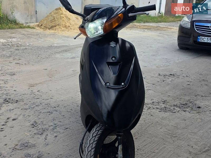 Скутер Suzuki Lets 2011 в Бродах