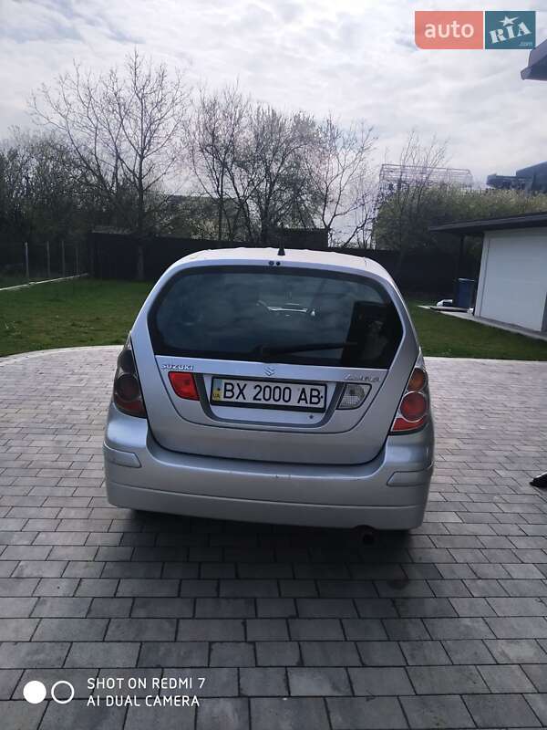 Універсал Suzuki Liana 2005 в Новій Ушиці