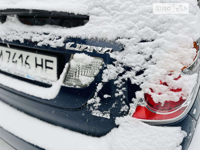 Універсал Suzuki Liana 2007 в Житомирі