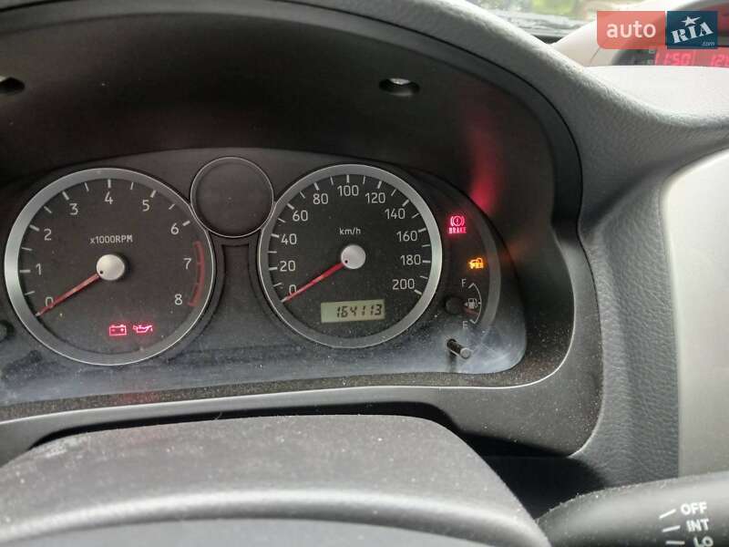 Седан Suzuki Liana 2006 в Києві