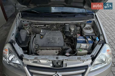 Седан Suzuki Liana 2005 в 