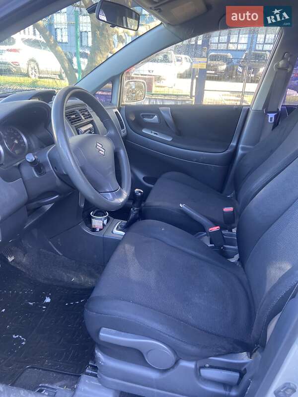 Седан Suzuki Liana 2005 в Луцьку