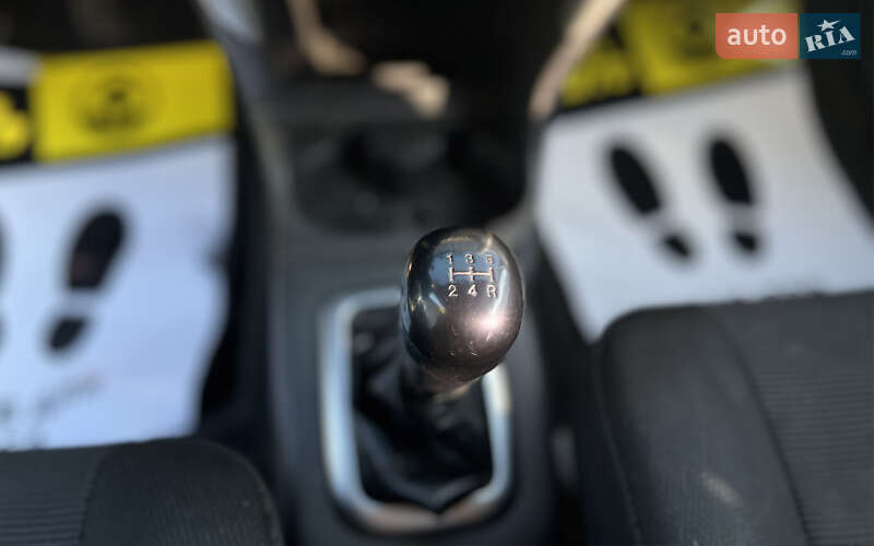 Седан Suzuki Liana 2005 в Мукачево