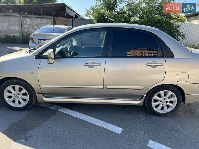 Седан Suzuki Liana 2005 в Киеве