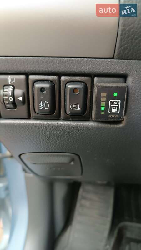 Седан Suzuki Liana 2005 в Судовой Вишне