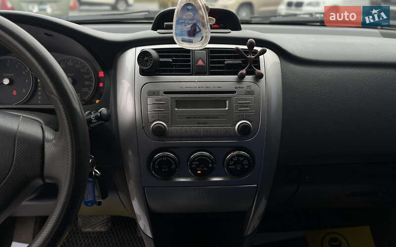 Седан Suzuki Liana 2006 в Мукачево