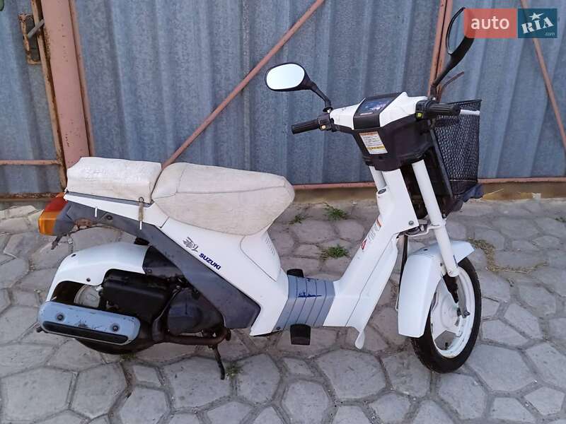 Грузовые мотороллеры, мотоциклы, скутеры, мопеды Suzuki Mollet 2011 в Прилуках
