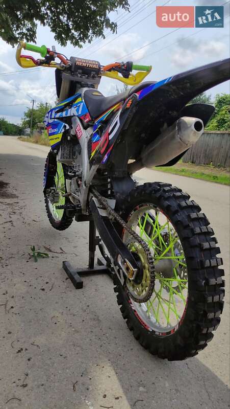 Мотоцикл Кросс Suzuki RM 250Z 2015 в Тлумаче