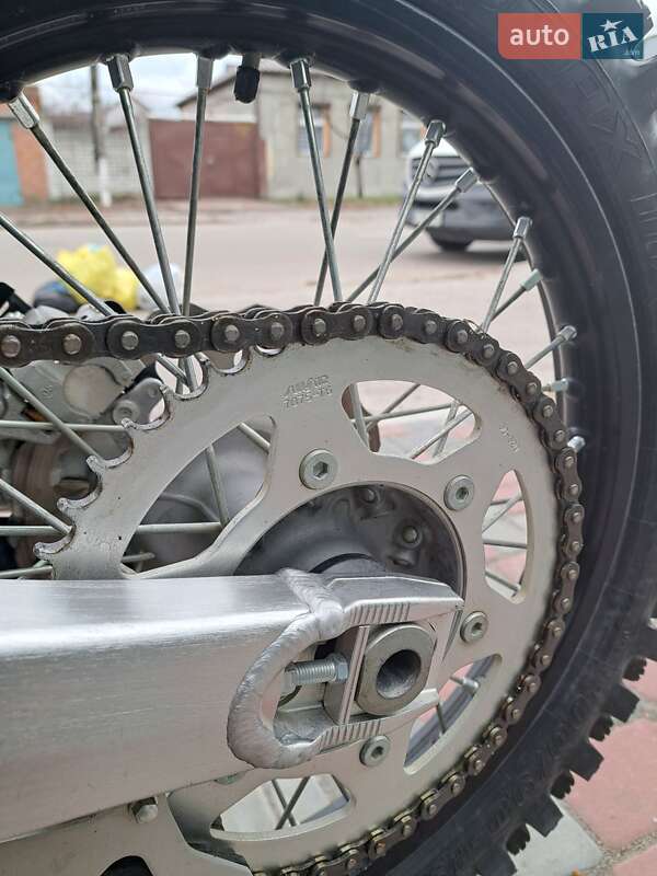 Мотоцикл Кросс Suzuki RM 250Z 2022 в Кременчуці фото 4 Мотоцикл Кросс Suzuki RM 250Z 2022 в Кременчуці