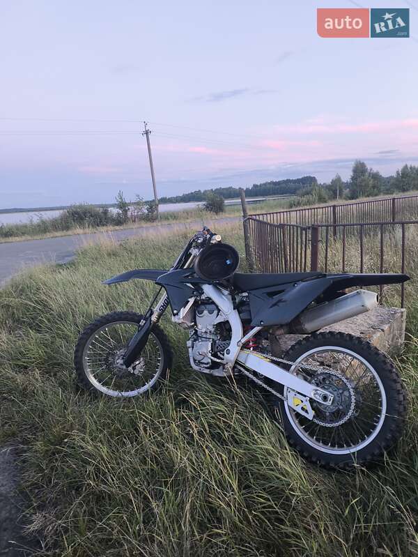 Мотоцикл Кросс Suzuki RM 450Z 2013 в Ратным фото Мотоцикл Кросс Suzuki RM 450Z 2013 в Ратным