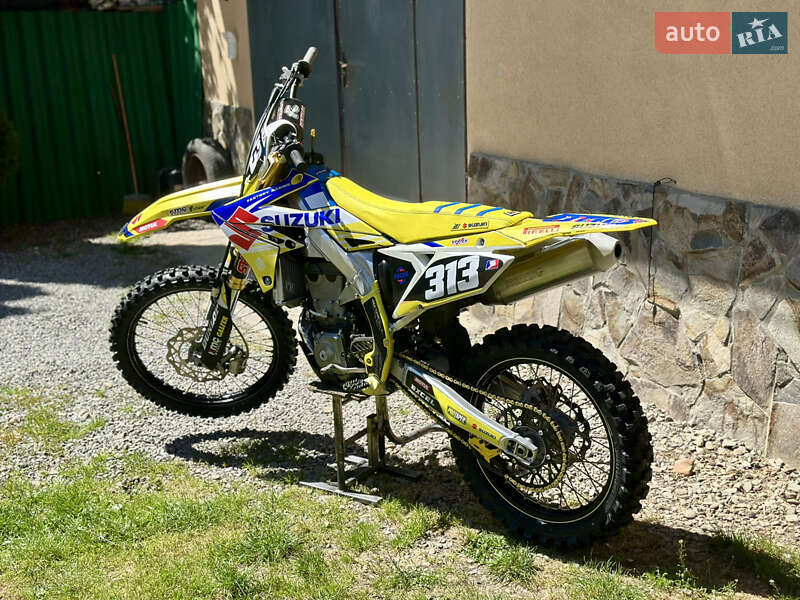Мотоцикл Кросс Suzuki RM-Z 450 2023 в Ужгороді фото 7 Мотоцикл Кросс Suzuki RM-Z 450 2023 в Ужгороді
