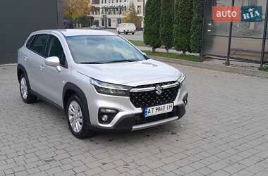 Suzuki S-Cross 2024