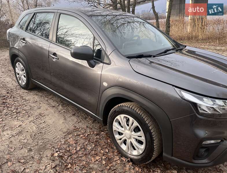 Позашляховик / Кросовер Suzuki S-Cross 2023 в Києві фото 3 Позашляховик / Кросовер Suzuki S-Cross 2023 в Києві