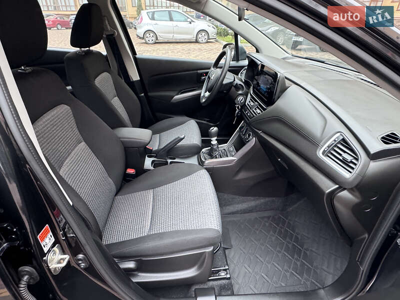 Позашляховик / Кросовер Suzuki S-Cross 2024 в Вінниці фото 15 Позашляховик / Кросовер Suzuki S-Cross 2024 в Вінниці